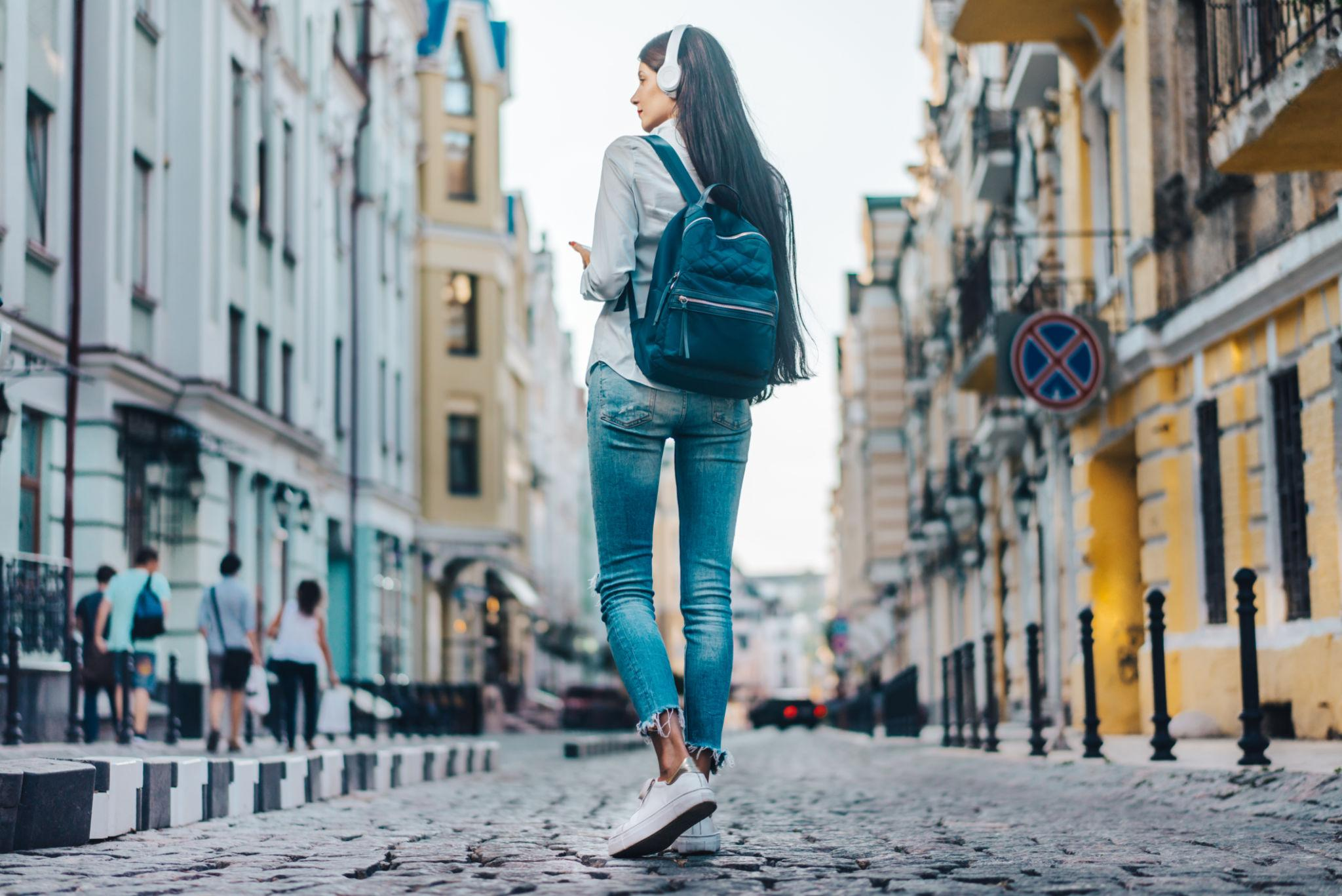 Solo Travel Guide: How to Travel Alone with Confidence
